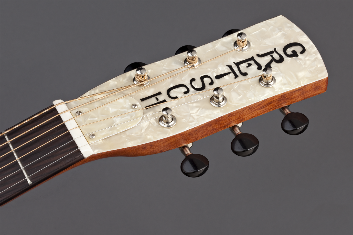 Gretsch G9200 Boxcar™ Round-Neck, Mahogany Body Resonator Guitar, Natural 2715013521