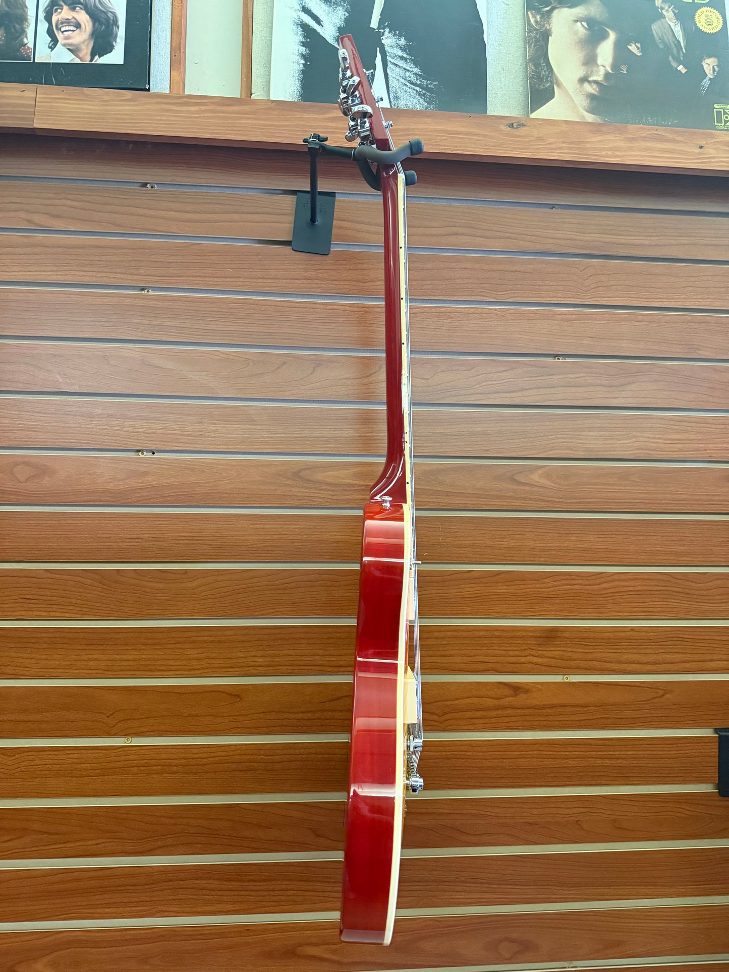 Heritage Standard Collection H-150 Electric Guitar with Case, Vintage Cherry Sunburst — HRT-010106103