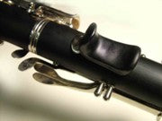 Ridenour Bb Clarinet Thumb Saddle - Poppa's Music