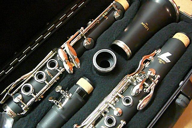 Leblanc Bb Clarinet 7242 - Poppa's Music