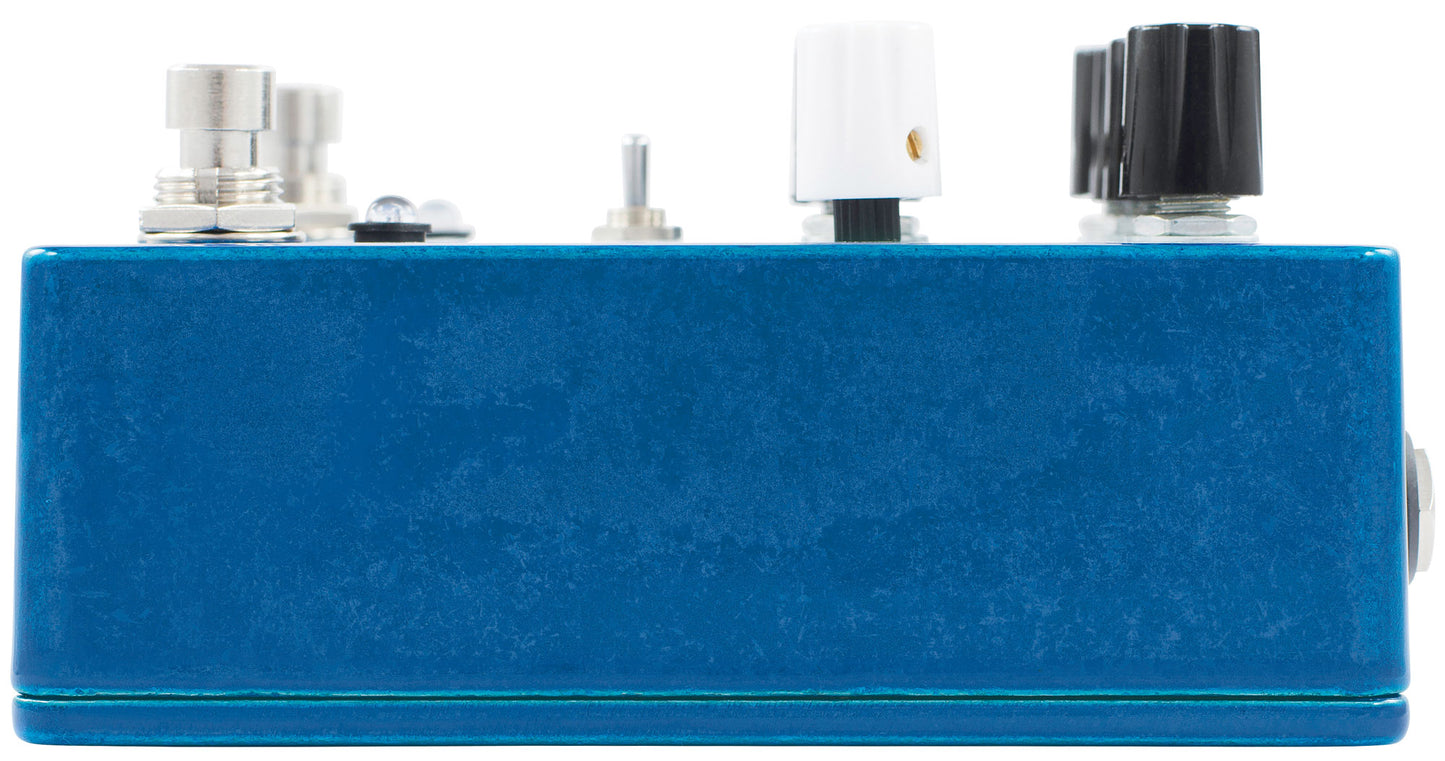 EarthQuaker Devices Avalanche Run Stereo Delay & Reverb with Tap Tempo V2 Effect Pedal