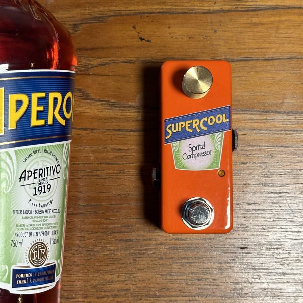 Supercool Pedals Spritz! Compressor Pedal