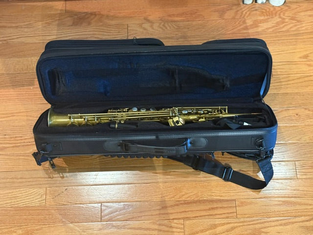 Used Eastman ESS652RL 52nd Street Soprano Saxophone