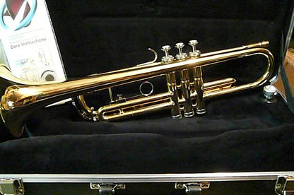 Holton Bb Trumpet - Poppa's Music 