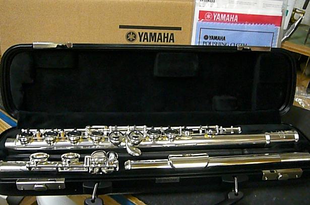 Yamaha Advantage Flute - Poppa's Music 