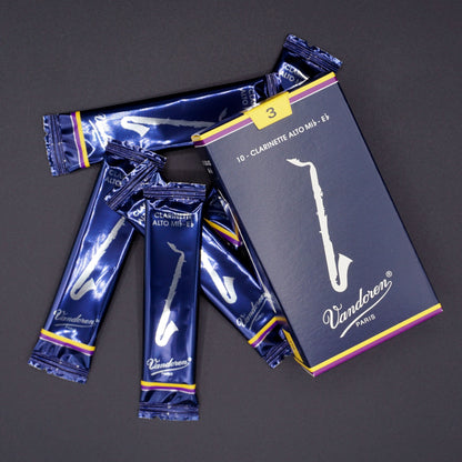 Vandoren Alto Clarinet Traditional Reeds - 10 Per Box - Poppa's Music 