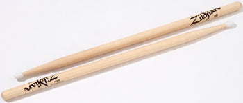 Zildjian Hickory Series Drum Sticks -5B Nylon Tip Natural Finish - Poppa's Music 