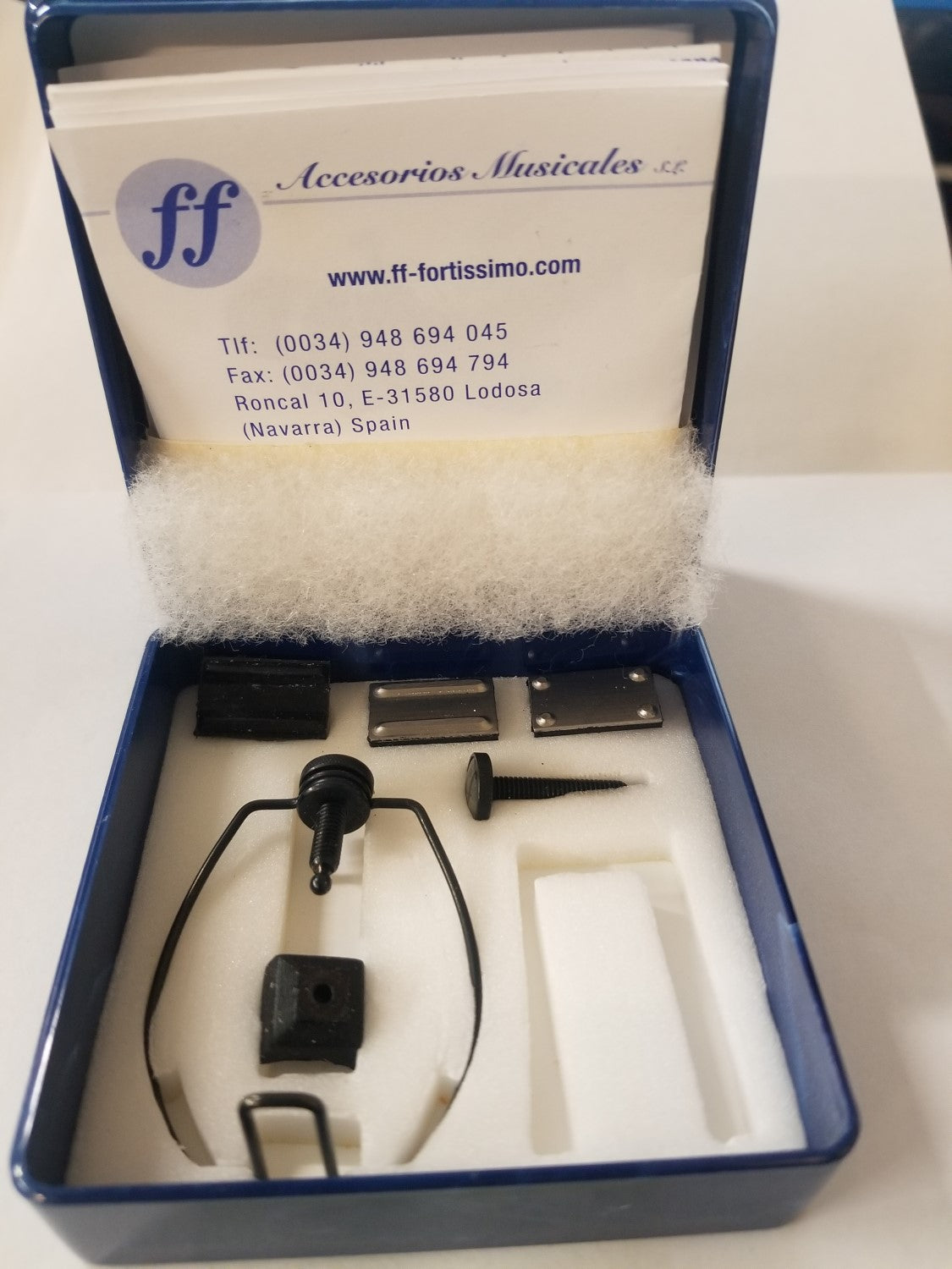 ff Large Black Saxophone or Clarinet Ligature - Poppa's Music 